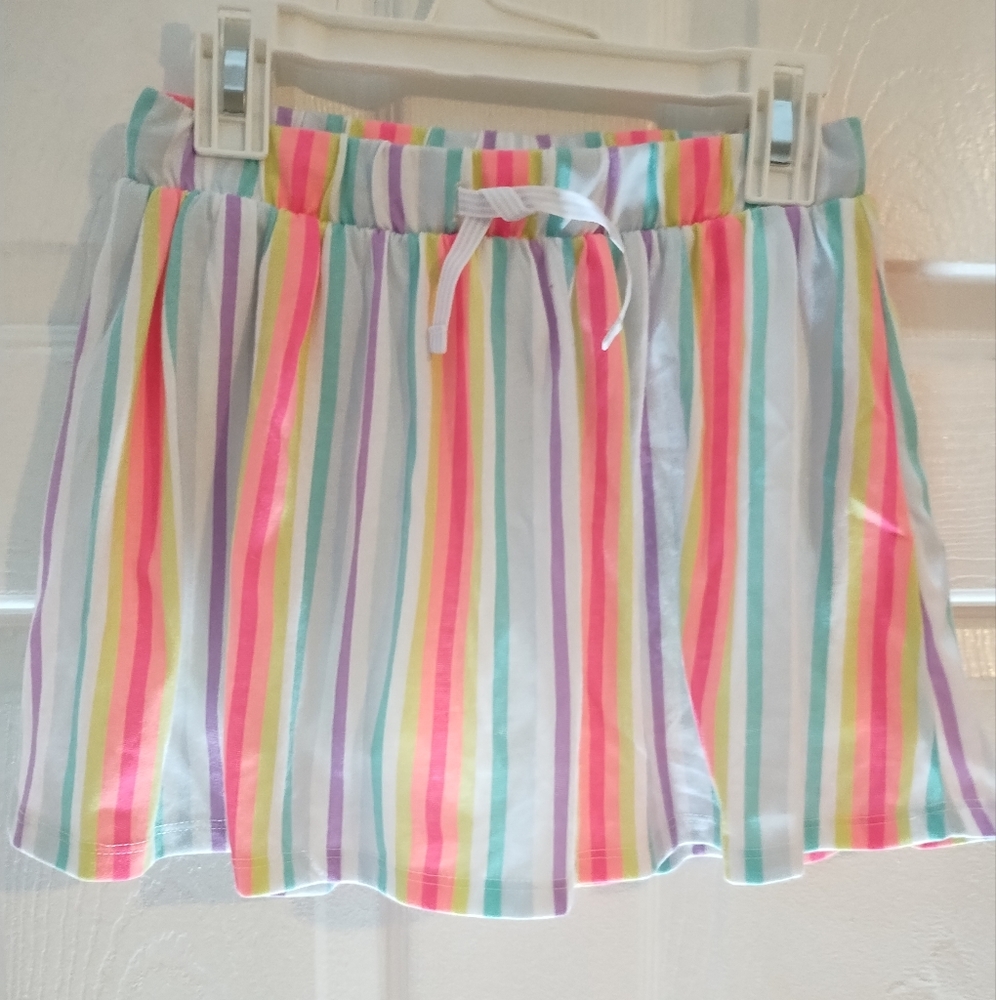 Girls skirt w/ shorts attached .Size 7-8